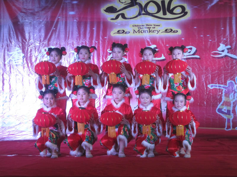 大唐学府举行庆元旦文艺演出